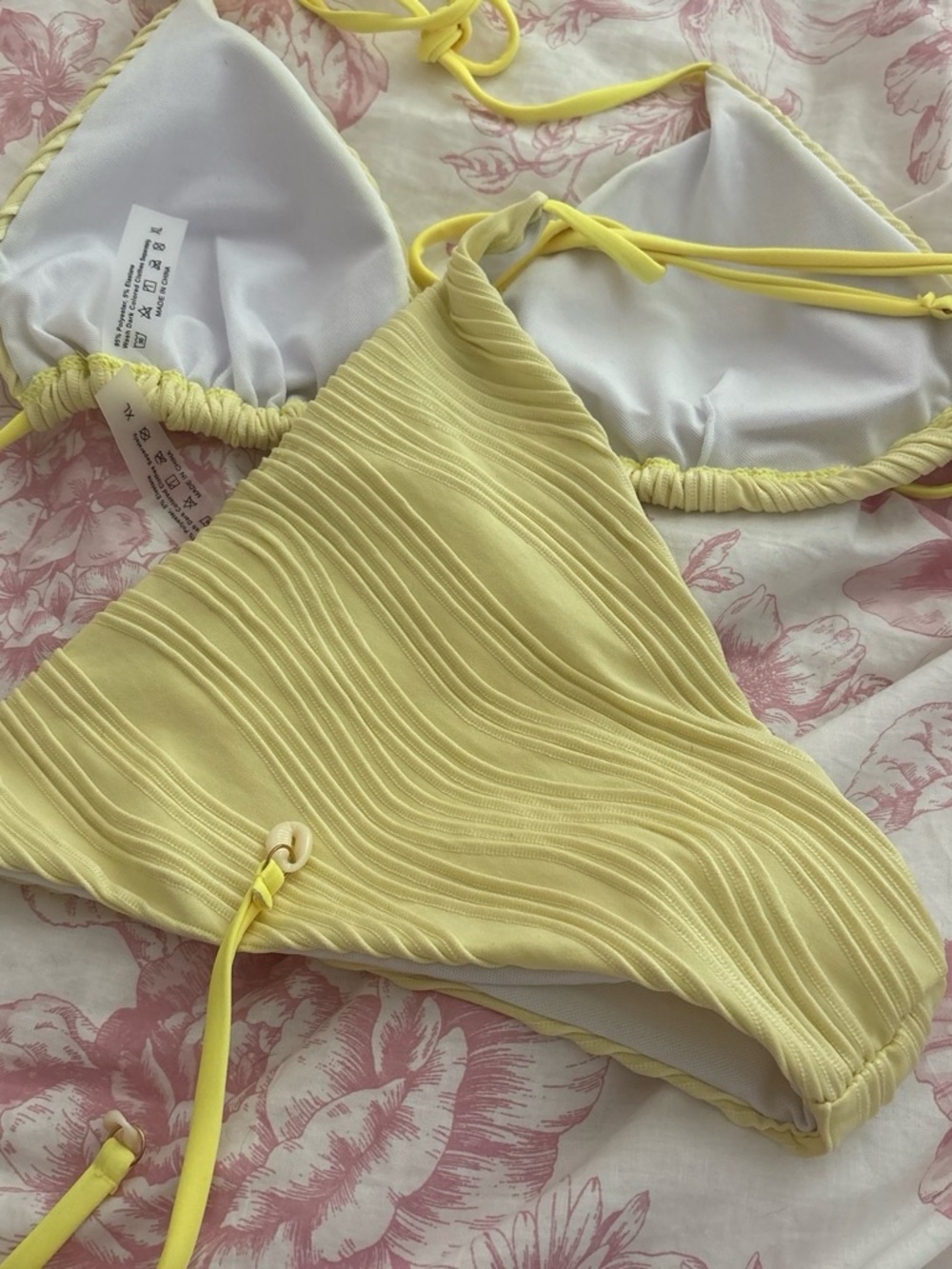 Amazon Yellow Ribbed Triangle String Bikini - Picture 3 of 3
